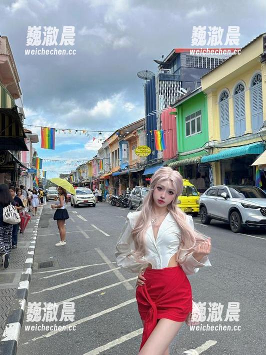 潮流八卦一网打尽，赶快登录“51cgfun”网址体验吃瓜乐趣！