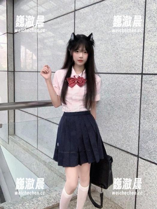 与“51cgfun吃瓜网”一起，入口直达最热闹的吃瓜社区！