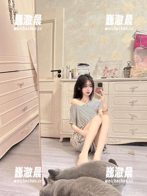 想吃瓜？点击“51cgfun”直达链接，海量爆料等你发现！