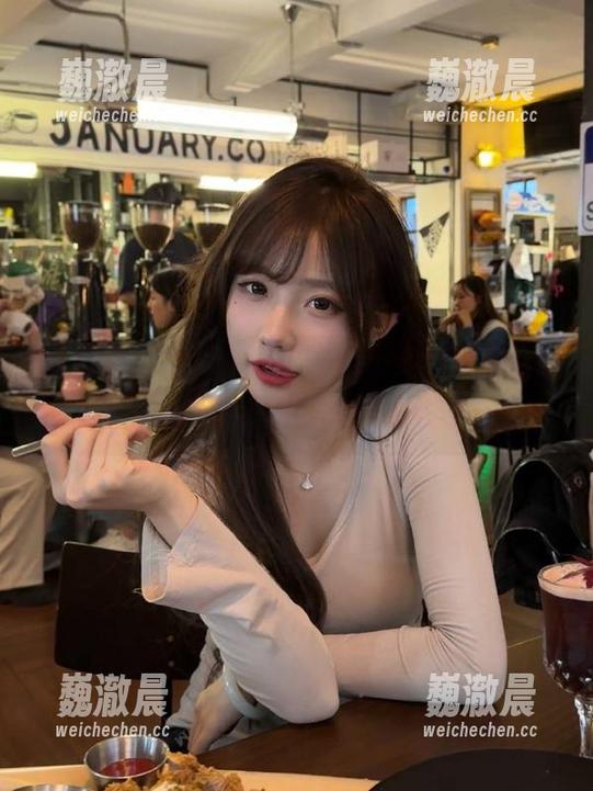 “51cgfun”app评测：最佳吃瓜线路推荐，跟随我们一起吃瓜吧！
