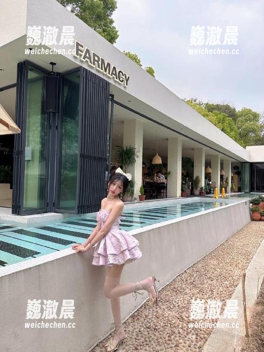 打开51吃瓜网址，尽享各类吃瓜趣闻与明星动态，乐趣无穷