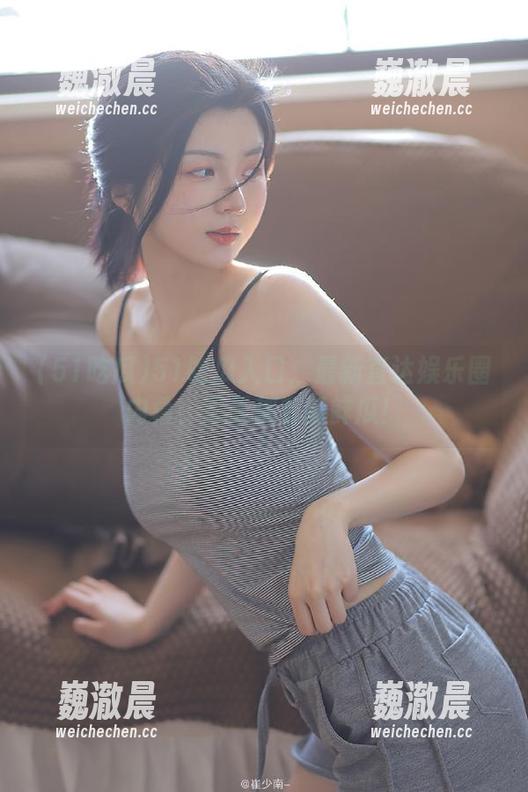 51吃瓜 51吃瓜入口:最新直达娱乐圈内幕,天天都有新鲜瓜!