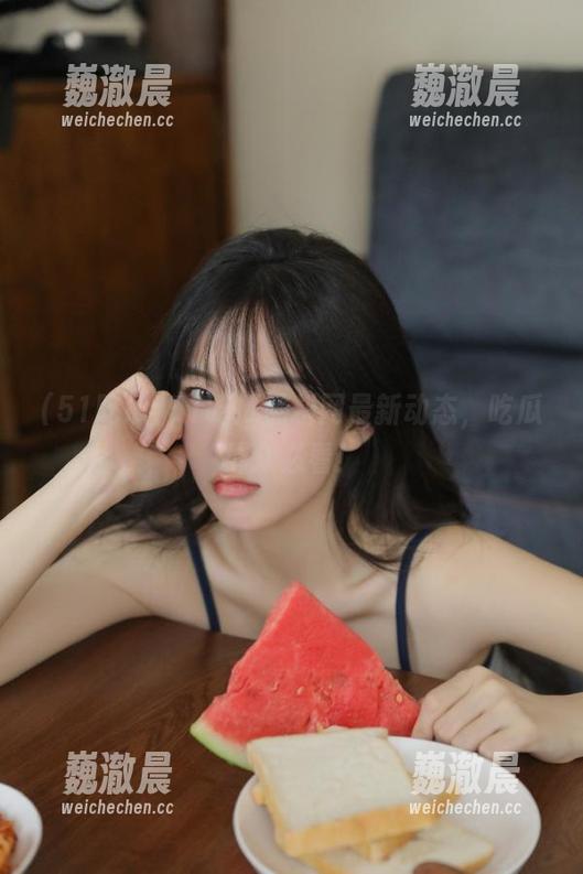 51吃瓜黑料网最新动态，吃瓜群众必看！