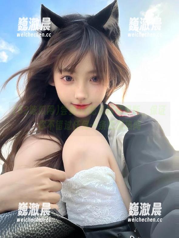 尝鲜52吃瓜网苹果版，保证你不错过任何一条吃瓜热闻