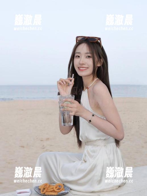 亲爱的吃瓜小伙伴们，91黑料免费版绝对能满足你们的好奇心哦！