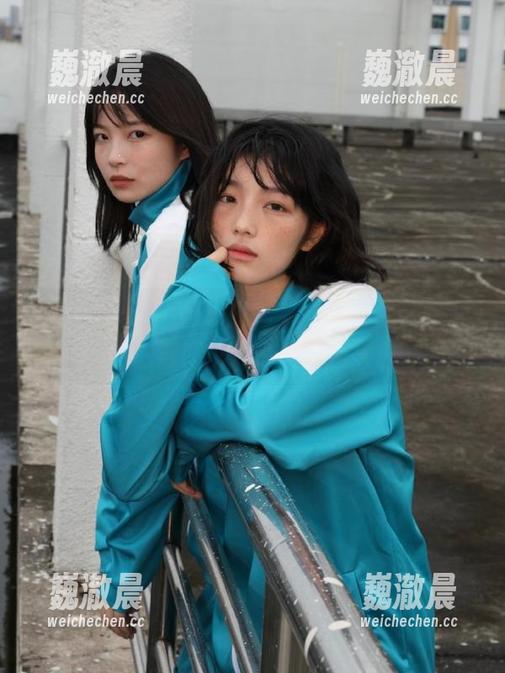 在cgw上找到最搞笑视频，一起下载与朋友分享吃瓜乐趣！