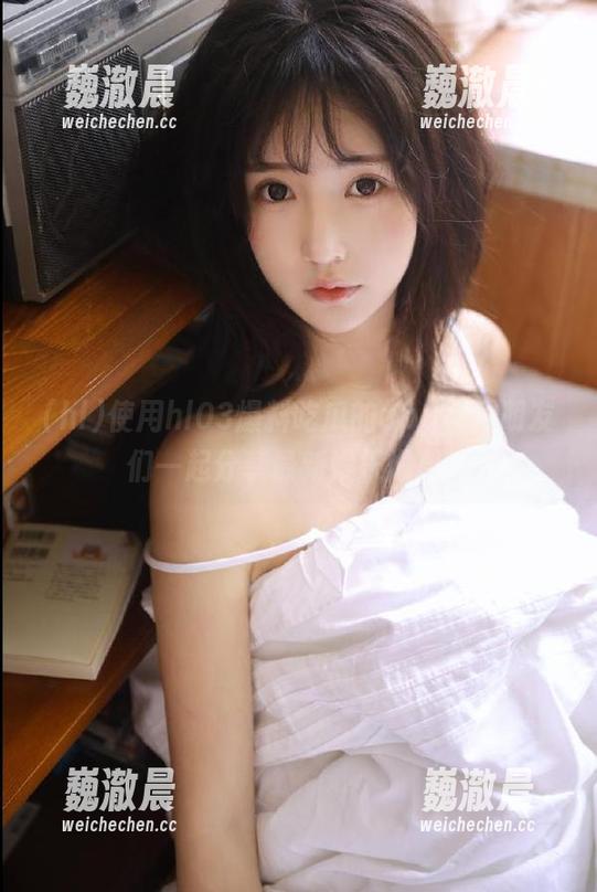 使用hl03爆料吃瓜的app，和朋友们一起分享最新娱乐爆料！