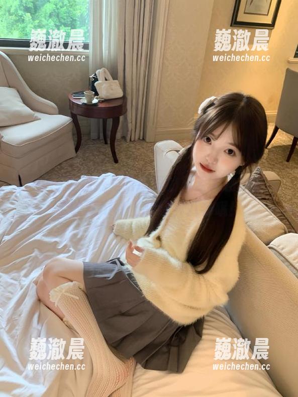hlw 要想成为吃瓜界的风云人物,别忘了收藏hlw上的经典八卦哦!
