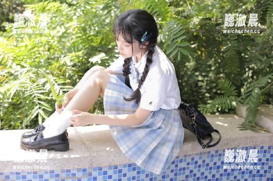“九一吃瓜”精彩视频：让你在吃瓜的同时，必吃大瓜fun满满吸引力！