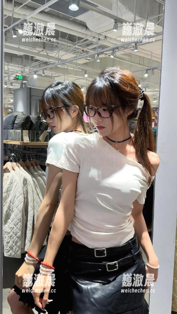 吃瓜不打烊全新发布黑料正能量，趣味与真相并存的娱乐盛宴！
