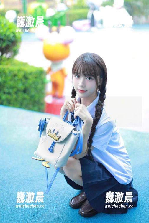 “吃瓜天堂”提供免费服务，保你永不迷路，轻松享受吃瓜乐趣！