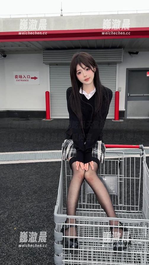 只需访问吃瓜天堂的永久地址，轻松掌握各种精彩吃瓜内容，快来加入吧！