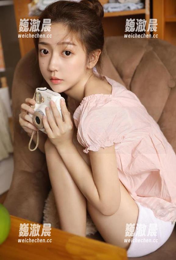下载www.399.su吃瓜网APP，体验智能导航，获取最新吃瓜资讯与娱乐动态！
