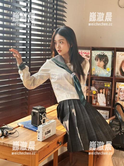 登录吃瓜黑料网站，快速收藏热门黑料让你走在潮流前端