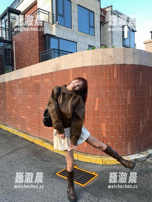黑料不打烊官网强势推荐，快来下载获取吃瓜神器！