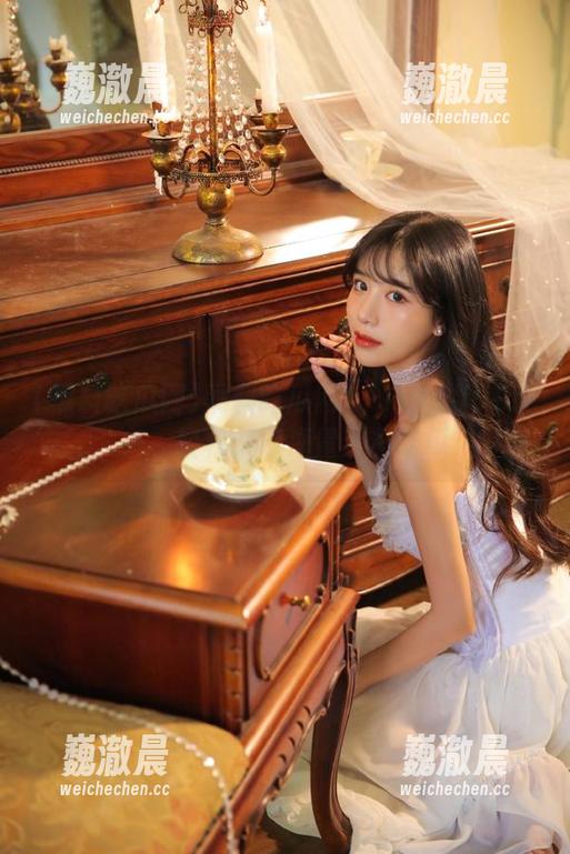 黑料吃瓜网APP直达iOS设备，轻松获取海量黑料吃瓜