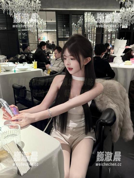 加入娱乐黑料吃瓜网，收藏最热辣的八卦，畅享娱乐新天地！