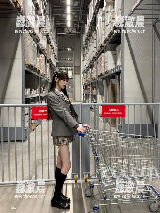 走进黑料网免费分享的世界，发现最火爆的链接与娱乐圈的趣闻轶事！