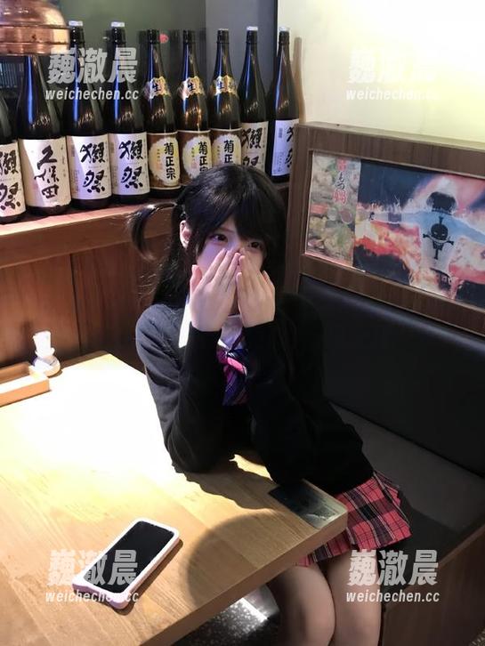 一手掌握黑瓜吃料网最新入口，苹果版为您开启吃瓜之旅