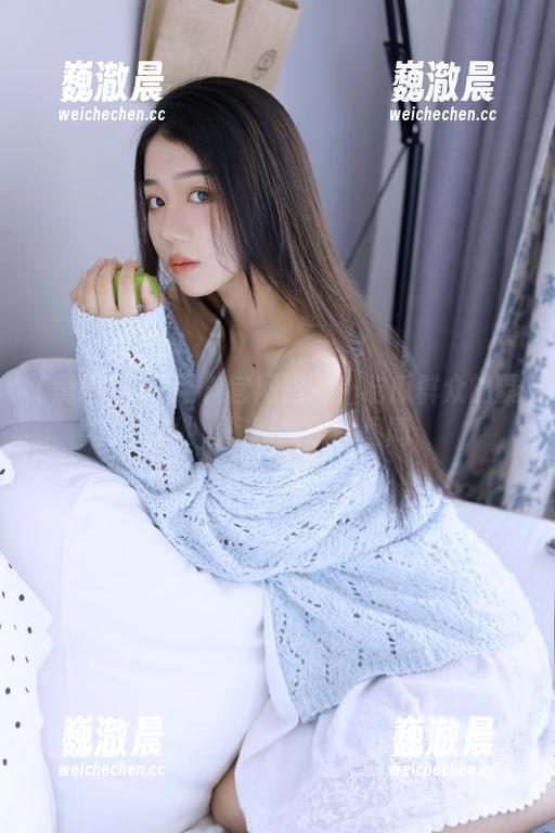黑网料官网指南：吃瓜群众的聚集地，畅聊娱乐圈趣闻