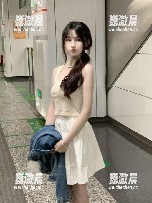体验“黑网料”苹果版的魅力，探索娱乐圈的吃瓜秘辛与乐趣